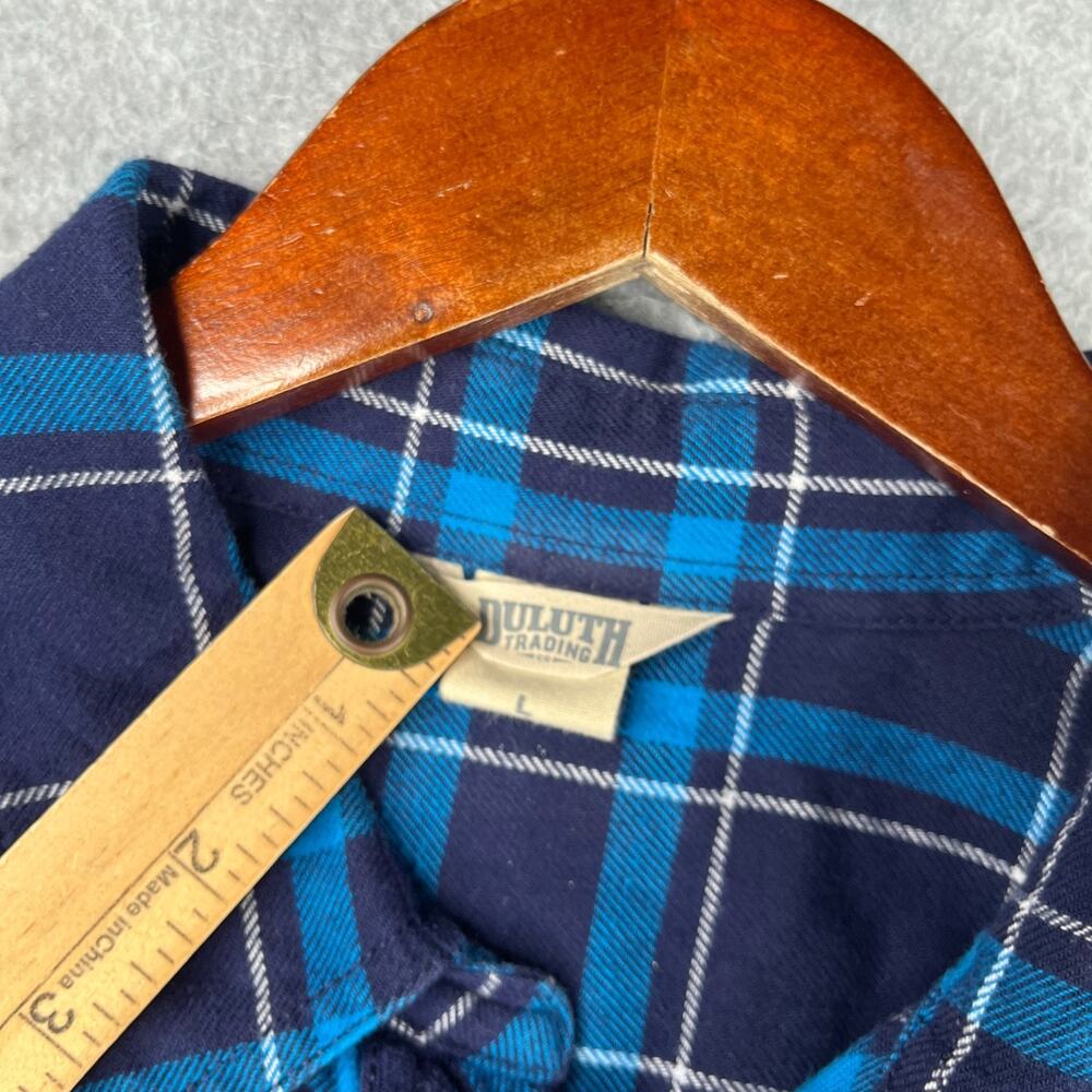 Duluth Trading Co Long Sleeve Button Down Shirt Womens Large Blue Plaid Roll Tab - Picture 7 of 15